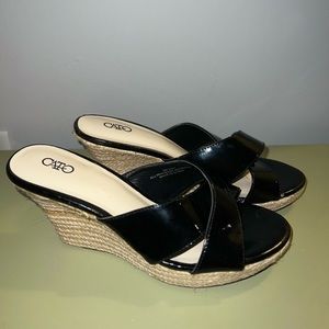 Black and Tan Platform Sandals